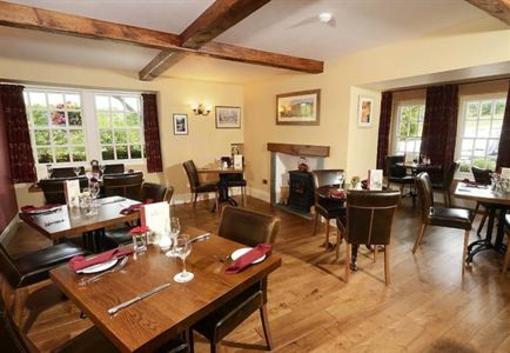 фото отеля Three Shires Inn Ambleside