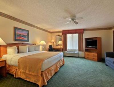 фото отеля Baymont Inn & Suites Conroe