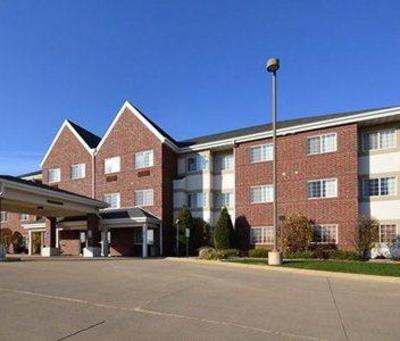 фото отеля Mainstay Suites Cedar Rapids