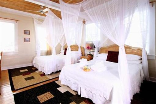 фото отеля Avalon Bed and Breakfast Key West