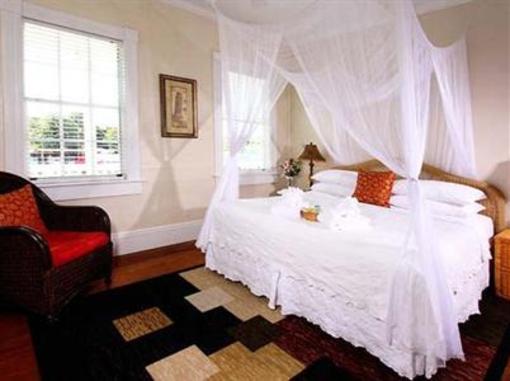 фото отеля Avalon Bed and Breakfast Key West