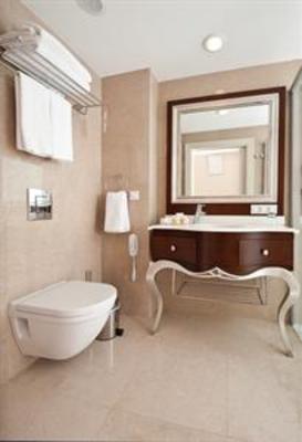 фото отеля CVK Hotels
