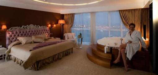 фото отеля CVK Hotels