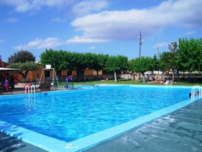 фото отеля Hostal Les Roques