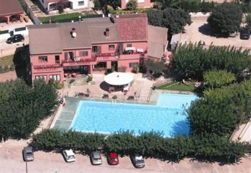 фото отеля Hostal Les Roques