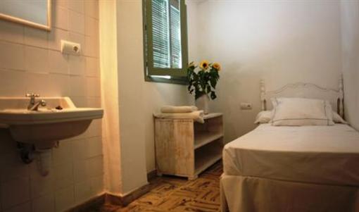 фото отеля Hostal Juanita