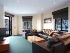 фото отеля Cedarwood Apartments