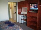 фото отеля Cedarwood Apartments