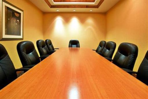 фото отеля Holiday Inn Express Hotel & Suites Richmond North Ashland