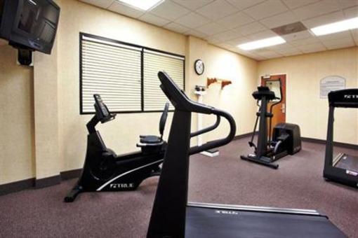 фото отеля Holiday Inn Express Hotel & Suites Richmond North Ashland