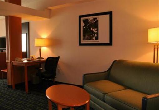 фото отеля Fairfield Inn & Suites Christiansburg