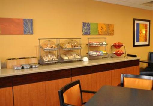 фото отеля Fairfield Inn & Suites Christiansburg