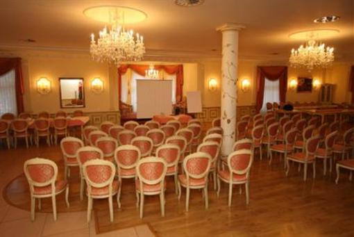 фото отеля Lesny Dwor Hotel Kielce