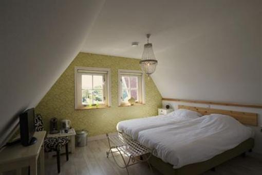 фото отеля Hotel Recreatiepark Wiringherlant Hippolytushoef