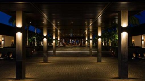 фото отеля Strand Hotel Yangon