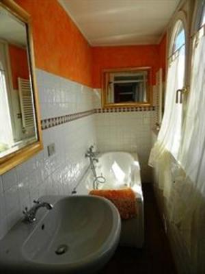 фото отеля Bed and Breakfast Bergamo Planet