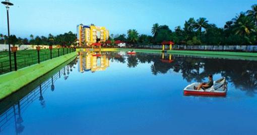 фото отеля Royal Riviera Hotel Kumarakom