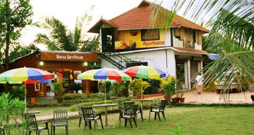 фото отеля Royal Riviera Hotel Kumarakom