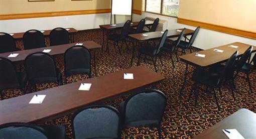 фото отеля AmericInn Lodge & Suites Shakopee Canterbury Park