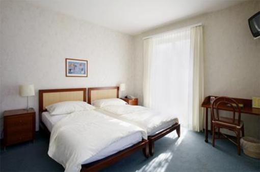 фото отеля Hotel Landhus Zurich