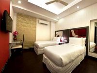 Hotel Pitrashish Grand