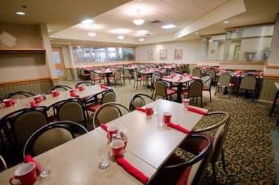 фото отеля Canad Inns Garden City