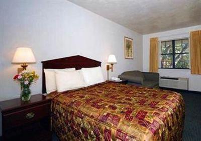 фото отеля Suburban Extended Stay Hotel Tallahassee