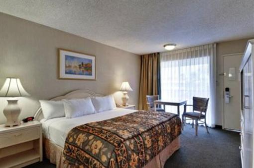 фото отеля Vagabond Inn Ventura
