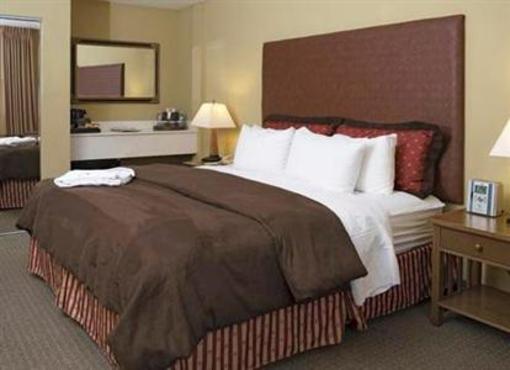 фото отеля Best Western Plus Louisville Inn & Suites