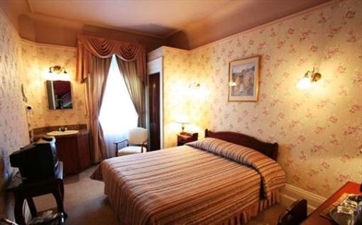 фото отеля Le Chateau De Pierre