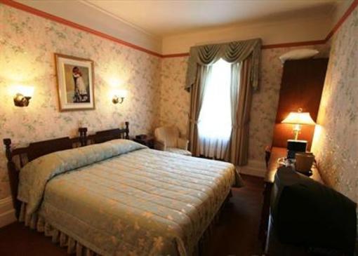 фото отеля Le Chateau De Pierre