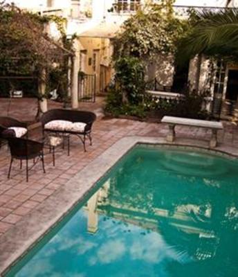фото отеля L'Ambassade Petit Hotel Santiago