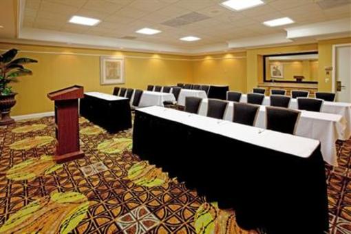 фото отеля Holiday Inn Charleston Mount Pleasant