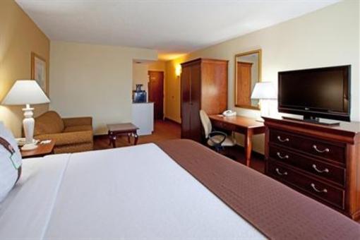 фото отеля Holiday Inn Charleston Mount Pleasant