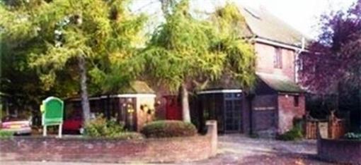 фото отеля The Larches Guest House Norwich