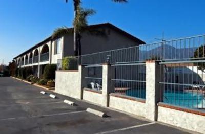 фото отеля BEST WESTERN Camarillo Inn
