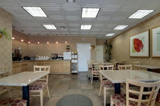 фото отеля BEST WESTERN Camarillo Inn