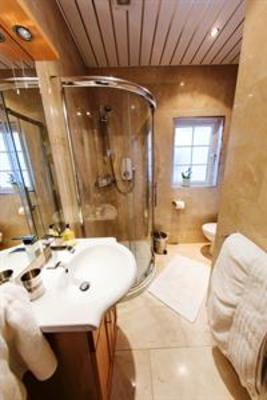 фото отеля Shantalla Lodge B&B