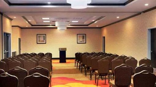 фото отеля Hilton Garden Inn Edmonton International Airport