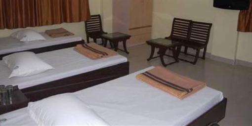 фото отеля Hotel Atithi Satkaar
