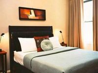 Off Soho Suites