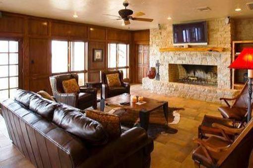 фото отеля Rough Creek Lodge