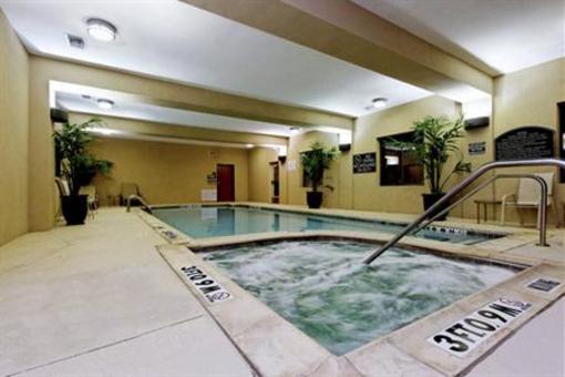 фото отеля Holiday Inn Express-Burleson