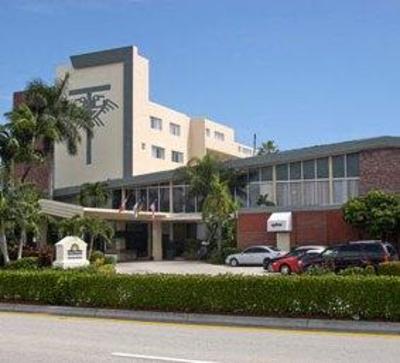 фото отеля Days Hotel Thunderbird Beach Resort Miami