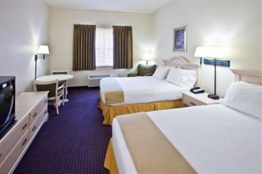 фото отеля Holiday Inn Express Plant City