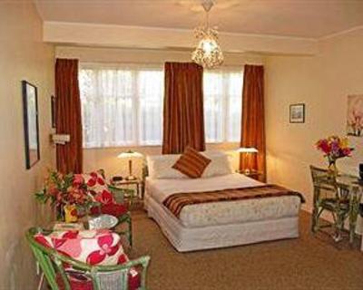фото отеля Bavaria Bed & Breakfast Hotel