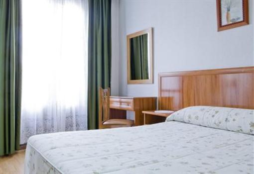 фото отеля Hostal Galaico