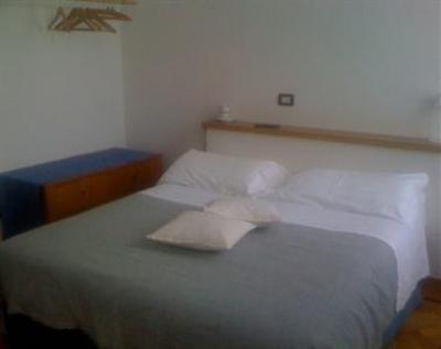 фото отеля Entro Le Mura Bed and Breakfast Bergamo
