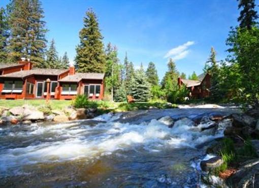фото отеля Boulder Brook on Fall River