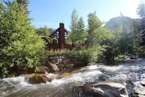 фото отеля Boulder Brook on Fall River